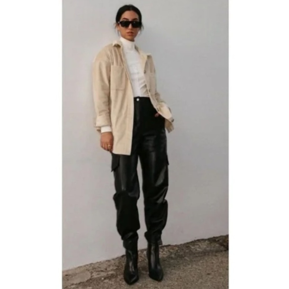 Aritzia Wilfred Faux Leather Modern Cargo‎ Pant Size 4